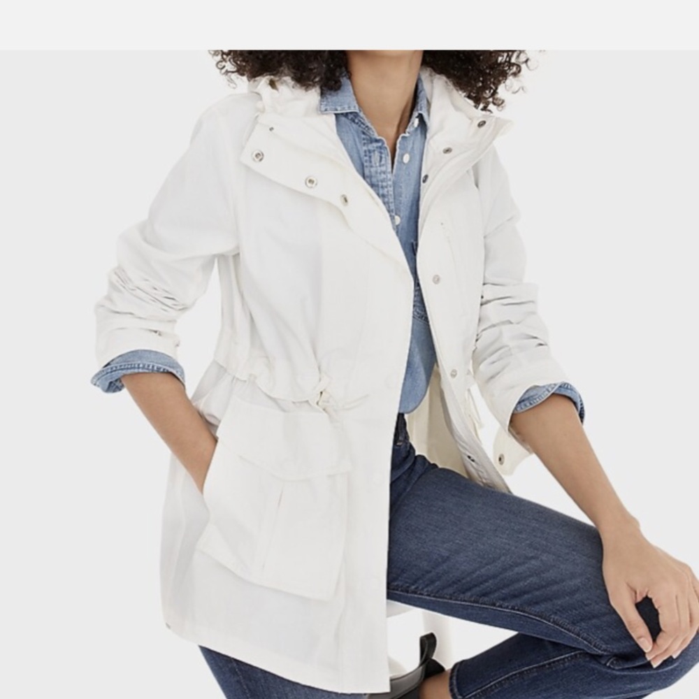 JCREW Perfect Rain jacket lightweight w/hood (eggshell white) XL